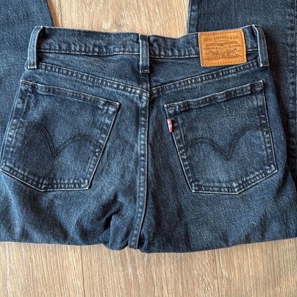 LEVIS WEDGIE FADED BLACK ANKLE JEANS SIZE 25 EUC BUTTON FLY - Picture 9 of 9